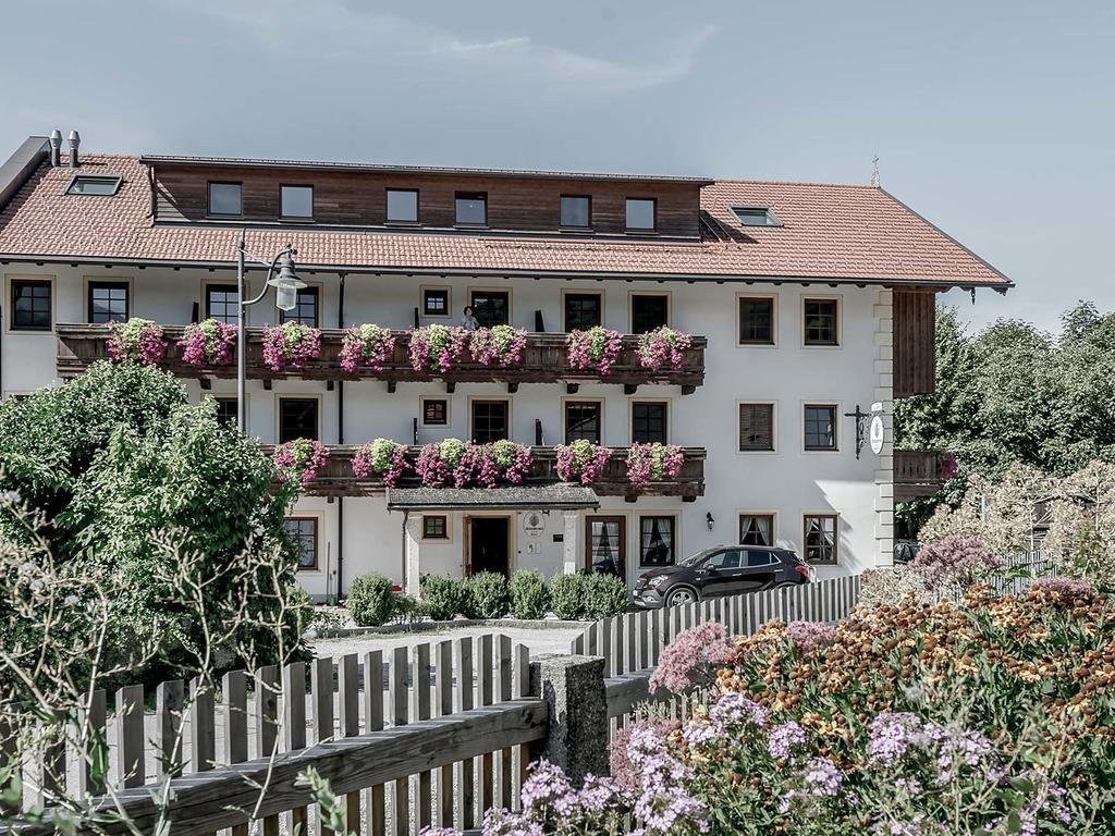 فندق Schneiderwirt Nußdorf am Inn المظهر الخارجي الصورة